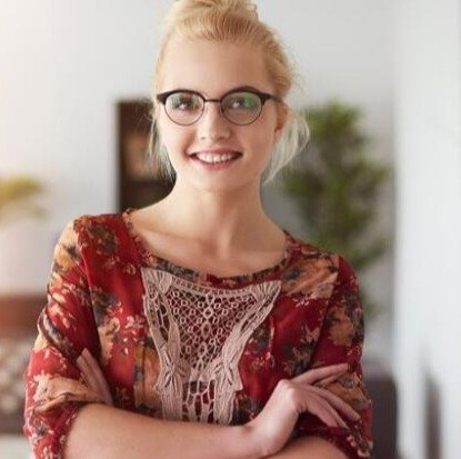 wanita profesional bergaya bandar untuk dating Malaysia